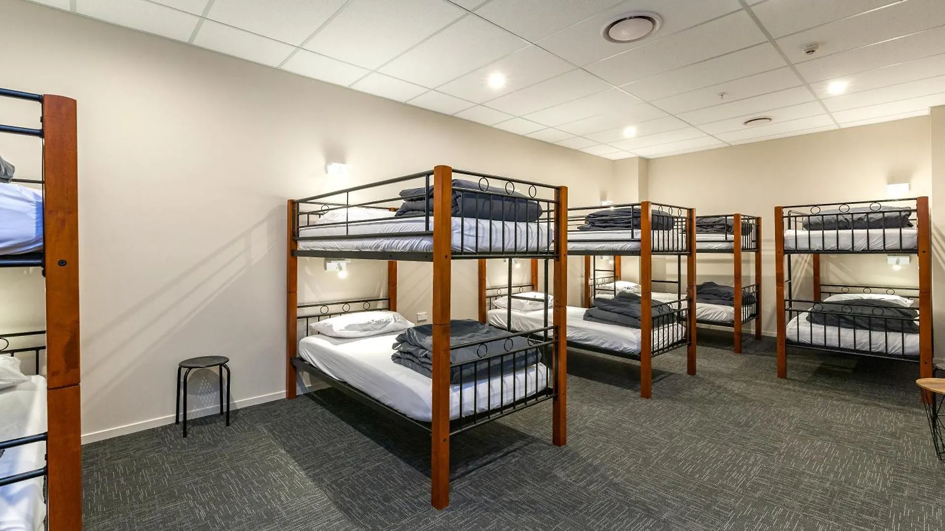 Hostel Rock Solid Backpackers Rotorua